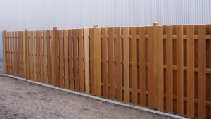 Zaunbauarbeiten - Elegante Zaunanlagen aus Holz